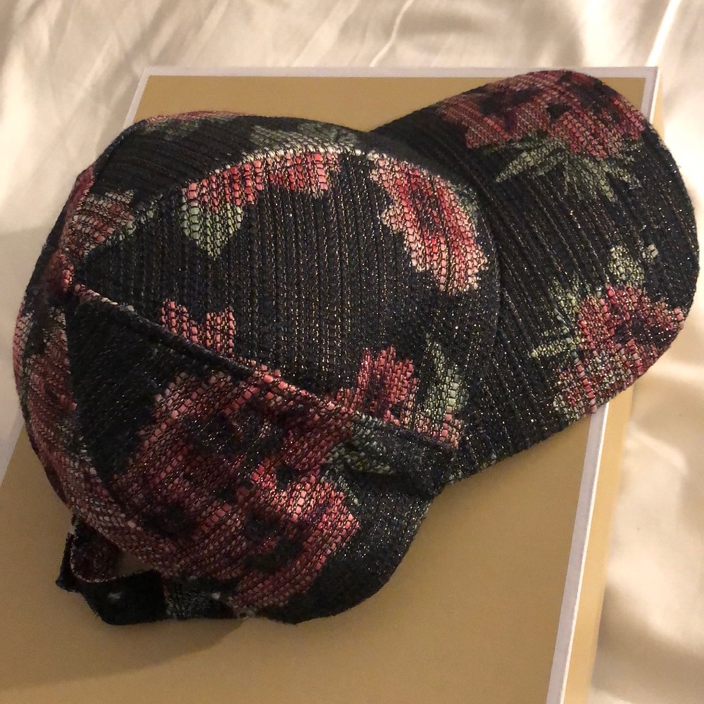 1SFA Cap (2 available)